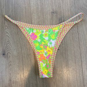 kulani kini size small - let’s chase the sun together bikini bottoms!